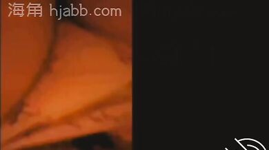 真实乱伦 极品单亲妈妈女上位让儿子深入抽插 往上顶对~水多不多捏妈妈的奶头~好舒服儿子 要射告诉妈妈射嘴里